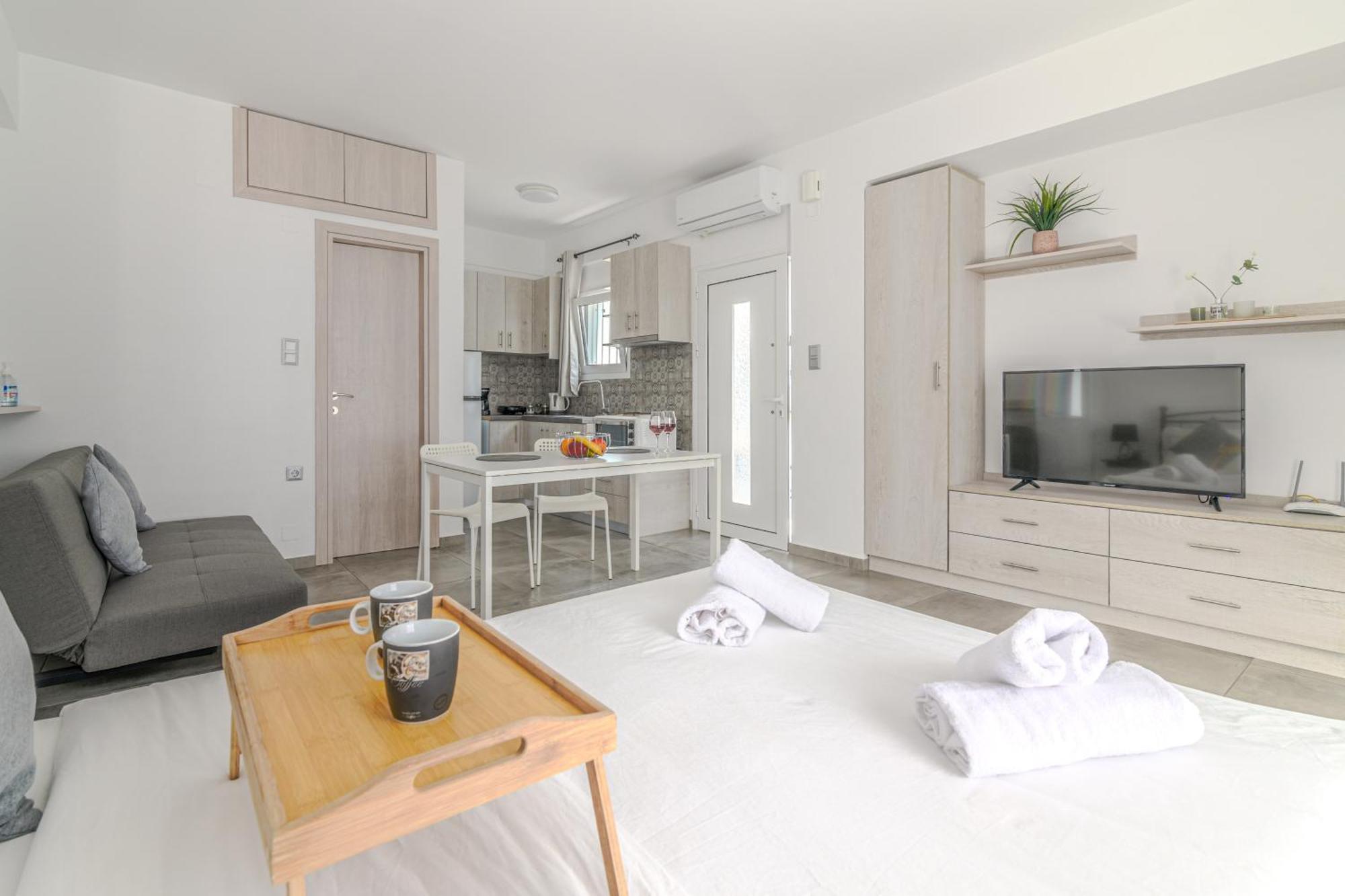 Spacious Flat For Friends & Couples With Balcony Appartement Héraklion